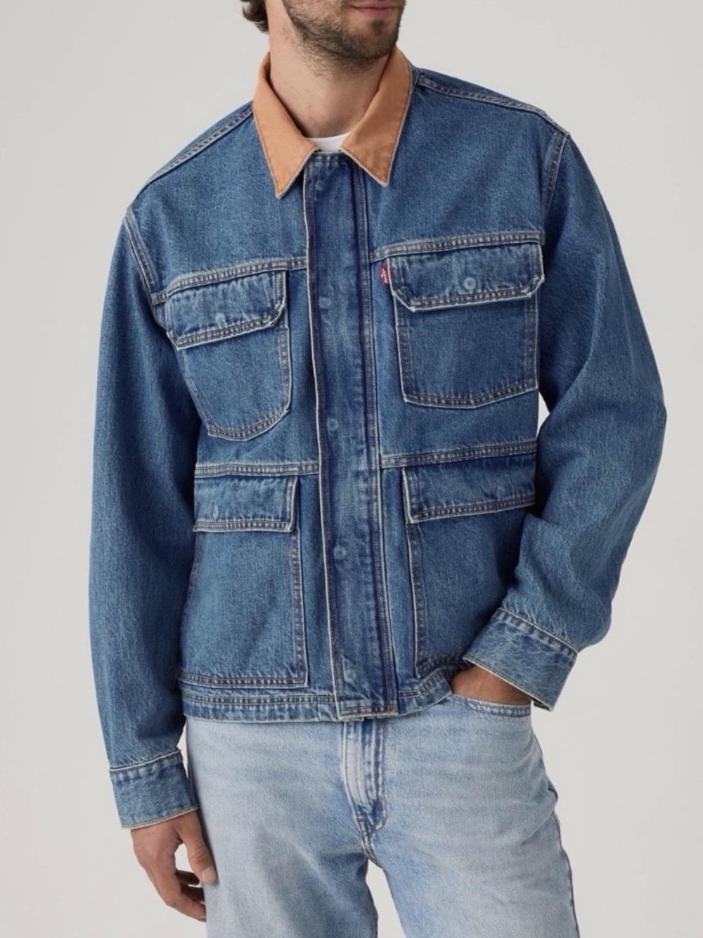NWT men's medium Levi’s East Port Blue Denim barn style Jacket Relaxed